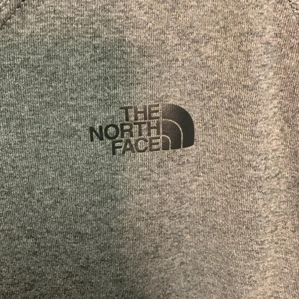 The North Face Women's Gray Performance SS V-neck Breathable Active Top Size L - Picture 3 of 8
